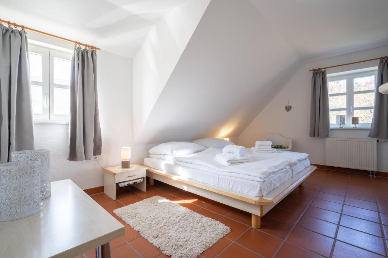 Feriendorf Rugana - Komfort Appartement Mit 1 Schlafzimmer A18 Dranske Dış mekan fotoğraf